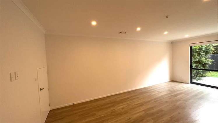 274 Jack Lachlan Drive Beachlands_5