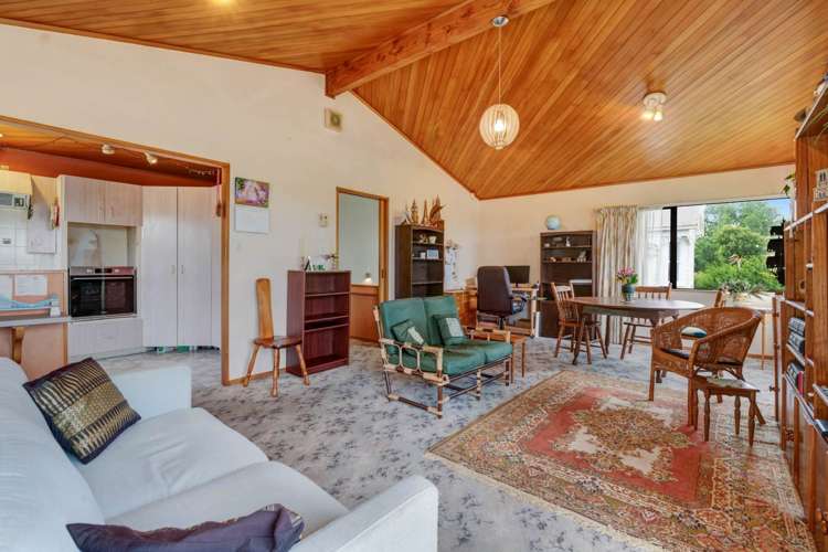 2/1 Captain Street Helensville_19