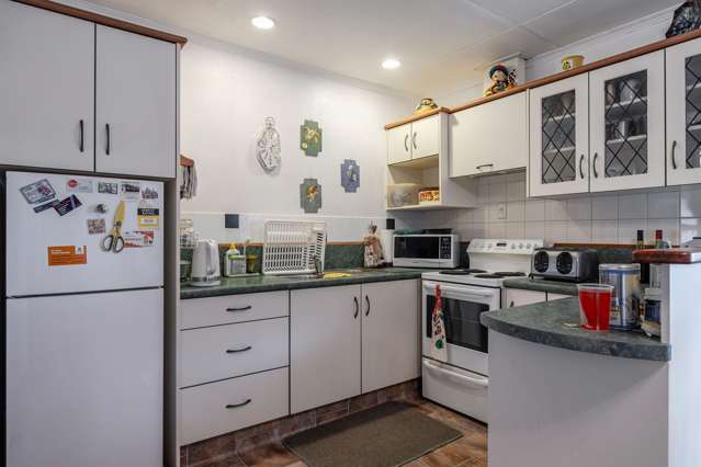 44 Albert Street Pahiatua_2