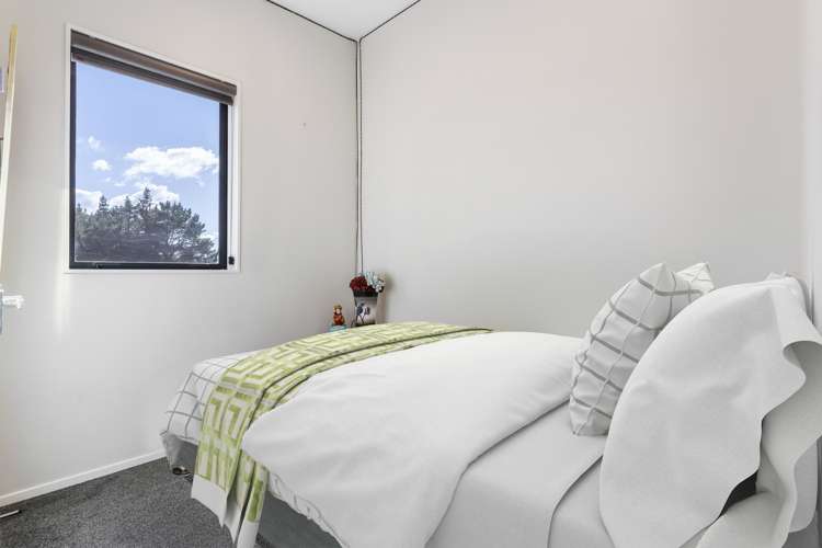 2 Te Aparangi Road Papakura_14