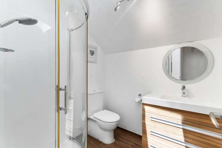 36a Glengarry Avenue Manly_17