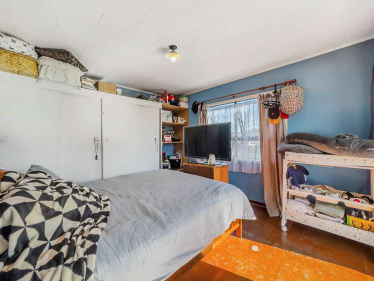 12 and 12A Southview Place Manurewa_12