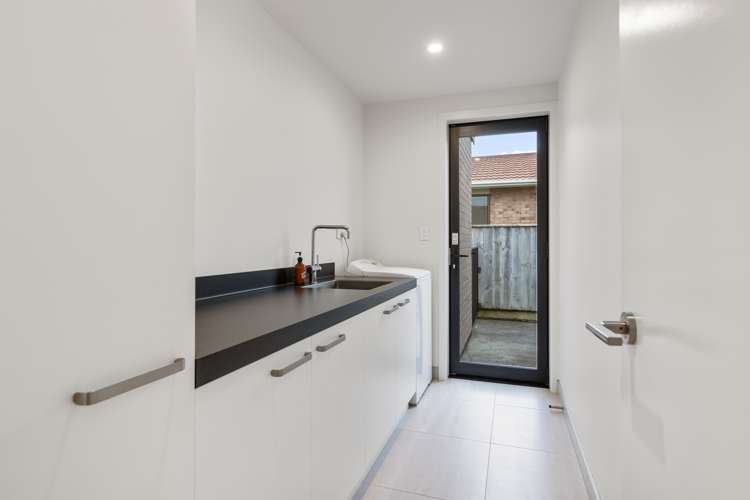 1156a South Road Oakura_22