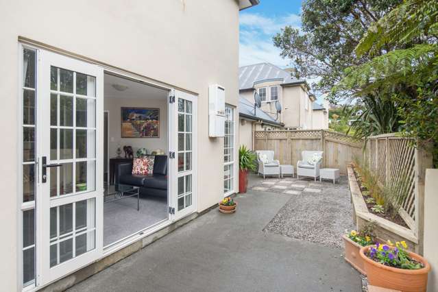 1/5 Hawtrey Terrace Johnsonville_4