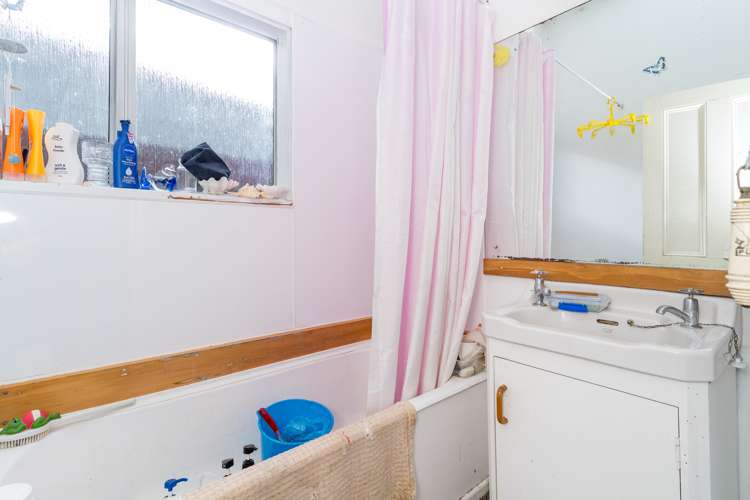 6 Crown Street North East Valley_15