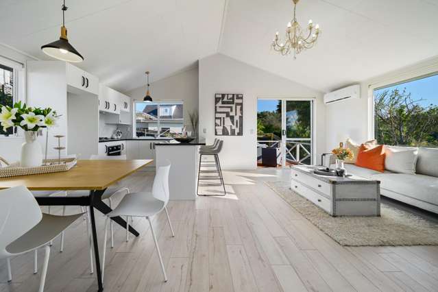 2/21 Kitewao Street Northcote_1