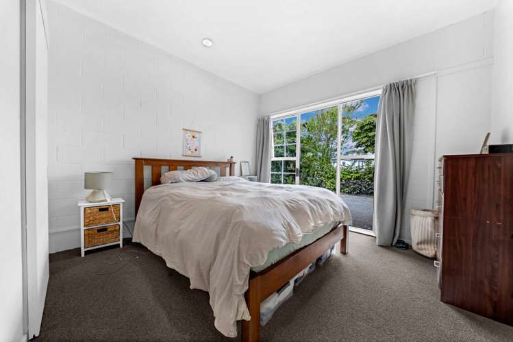 274 Royal Road Massey_26