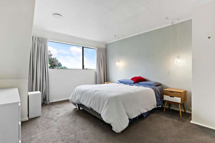 2A Makatote Grove Churton Park_6