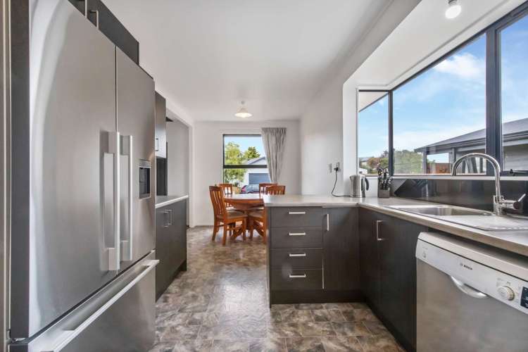 5 Myrlene Place Nawton_5