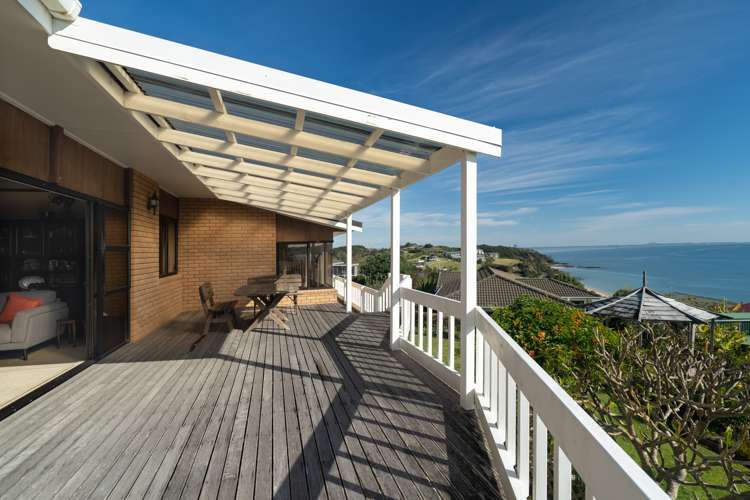 28 Seaview Road Cable Bay_15