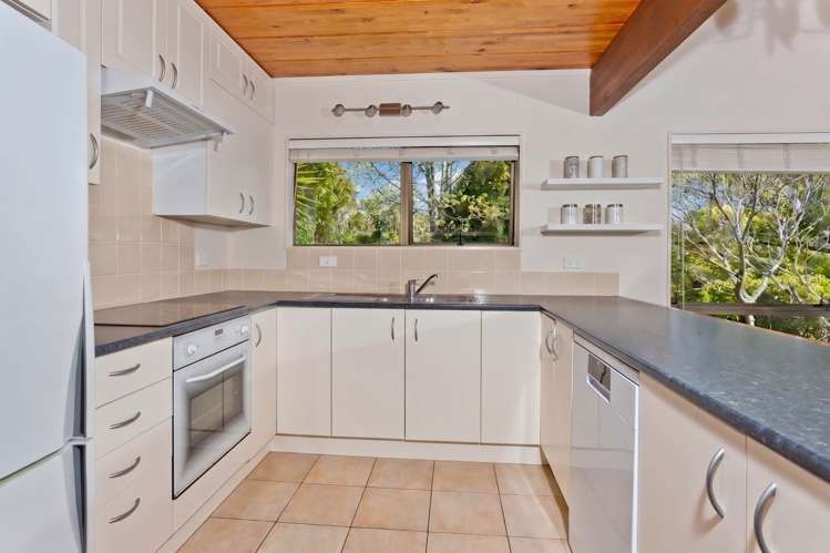 20 Kallista Place Browns Bay_16