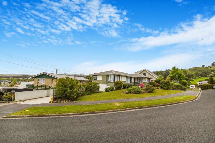 26 Elwyn Crescent Green Island_21