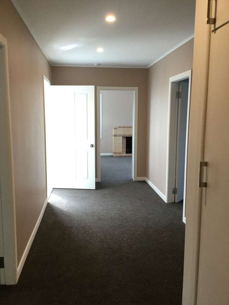 10a Riverview Road New Lynn_9