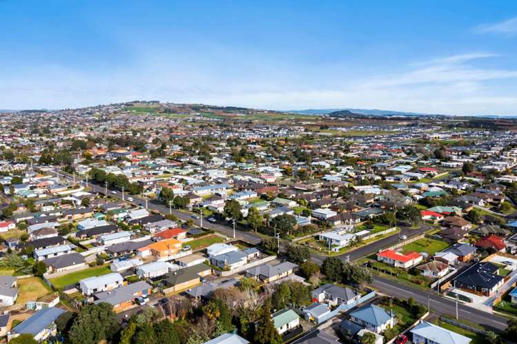 97 Helvetia Road Pukekohe_22