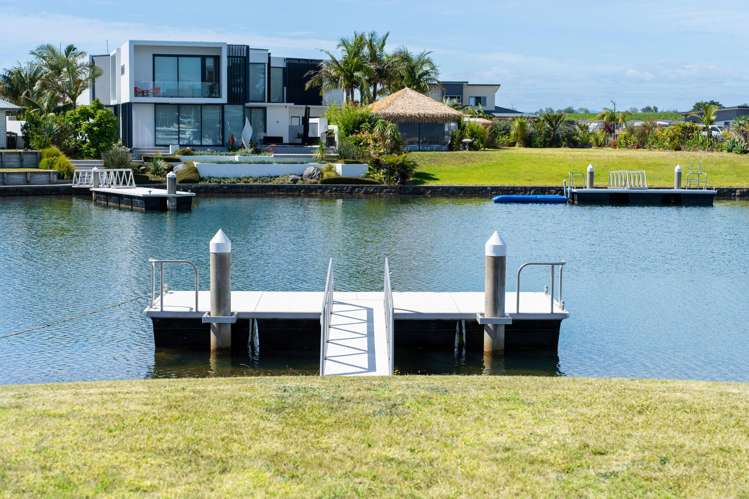 23 Stace Hopper Drive One Tree Point_18