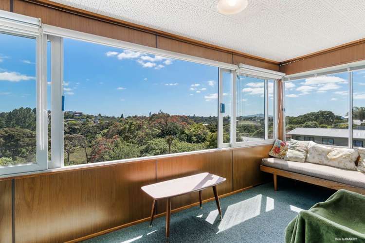 43 Onewa Road Northcote_7