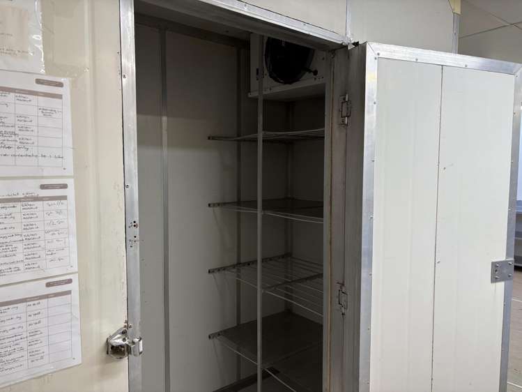 169-171 Dee Street Invercargill_14