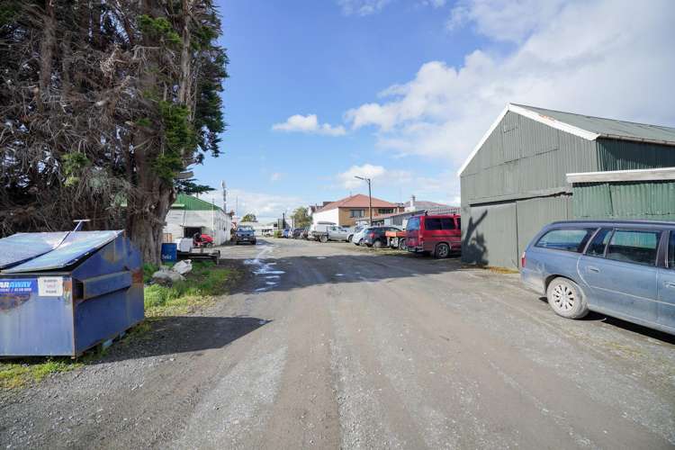 76 King & 143 Main Streets Otautau_16