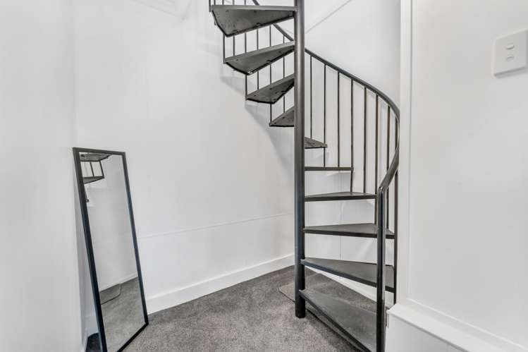 2/86 Archers Road Glenfield_7