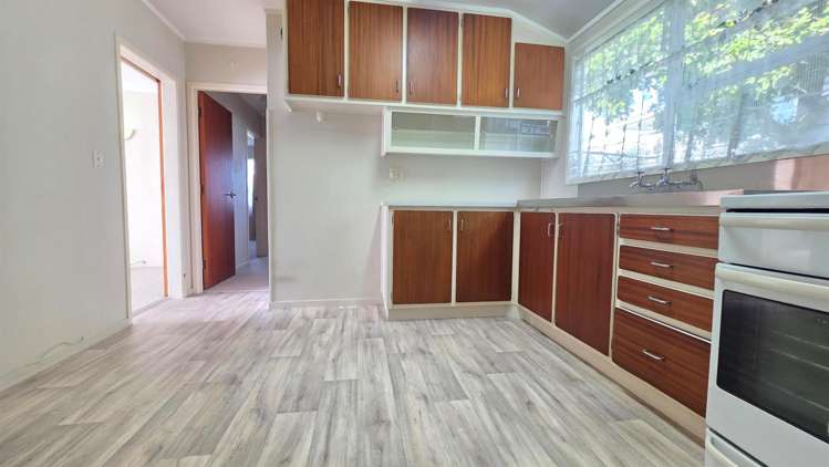 69A Titirangi Road New Lynn_1