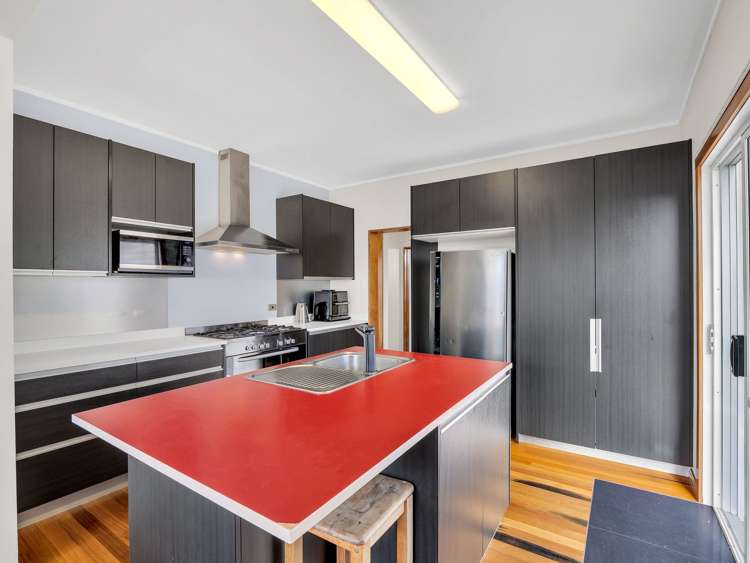 27 Moore Avenue Tawhero_4