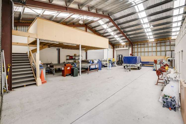 68-86 Ford Road Onekawa_18