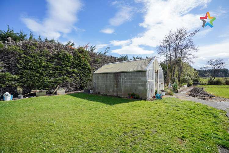 533 Flora Road East Makarewa_25