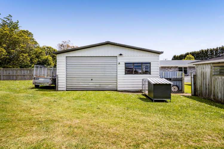 13 Flint Road West Stratford_21