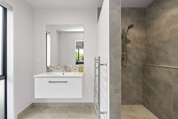 131 Saint Kilda Road Cambridge_24