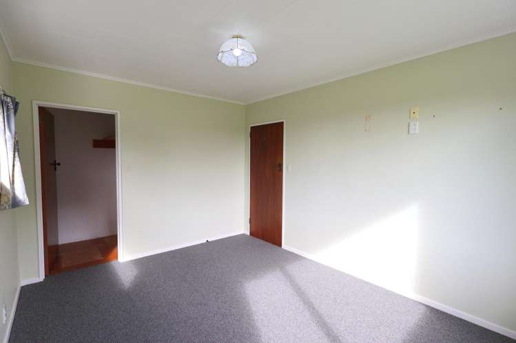 160 Oreti Road Otatara_14