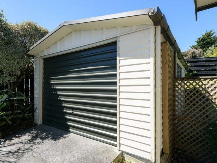 118 Helston Road Paparangi_16