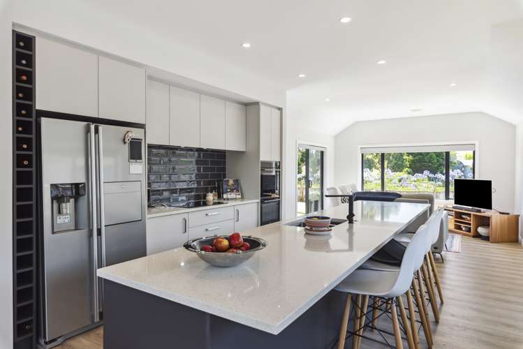 176 Milne Drive Paraparaumu_18