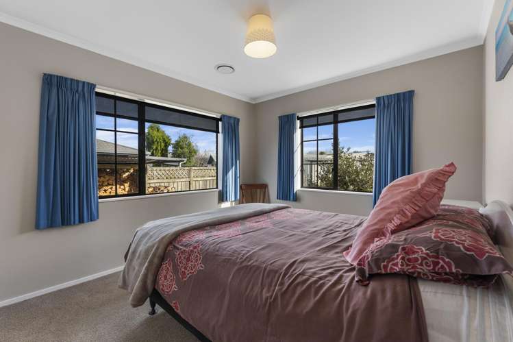 31 Norfolk Crescent Feilding_18