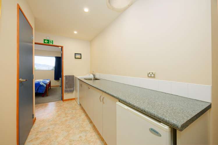 22a Kotuku Road South Bay_31