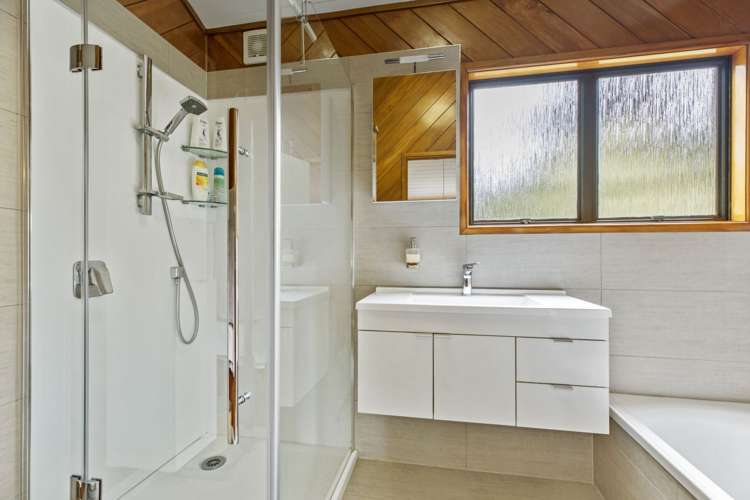 15 Karen Road Laingholm_13