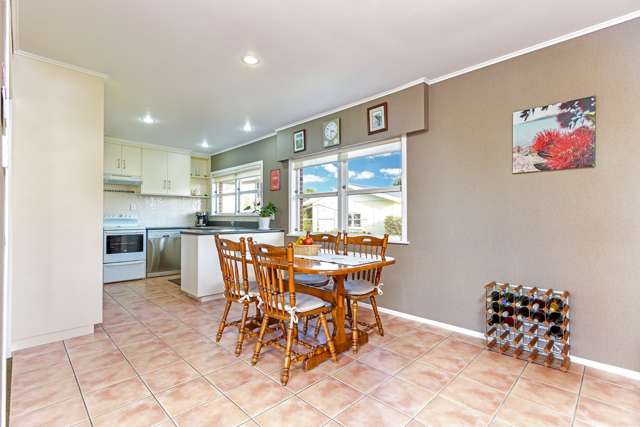 4 Shanley Crescent Waiuku_4