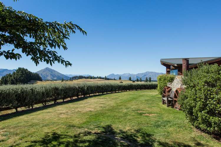 783 Wanaka-Luggate Highway Wanaka_16