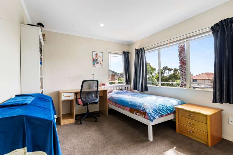 12 San Ambrosio Rise Henderson_9