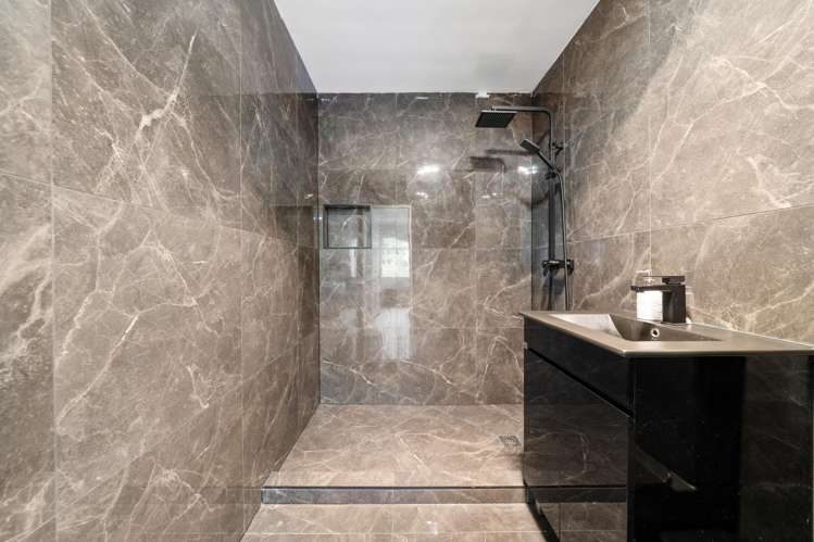 13 San Martin Place Goodwood Heights_13