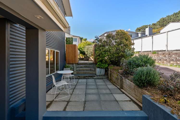 68 Downing Street Crofton Downs_18