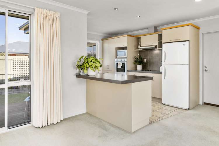 3 Avening Close Blenheim Central_3