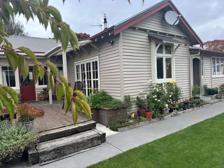 46 Middle Road Allenton_1