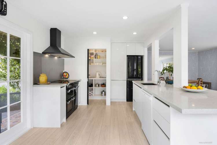 3 Astor Place Orewa_5
