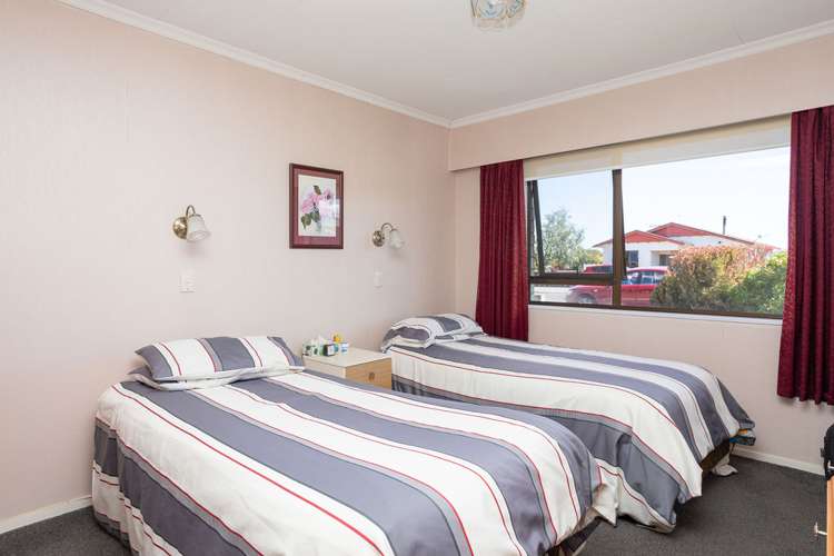 59 Allardice Street Dannevirke_11