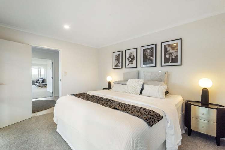 690 Ridge Road Riverhead_15