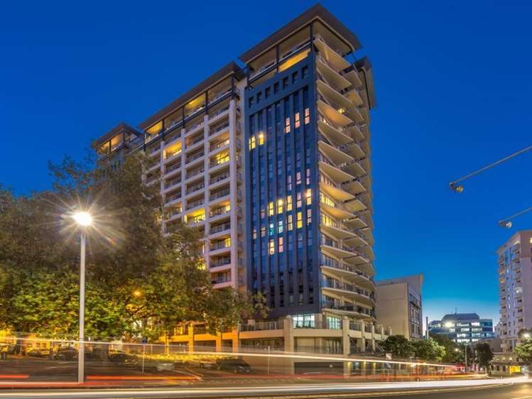 1001/1 Parliament Street 10015_16
