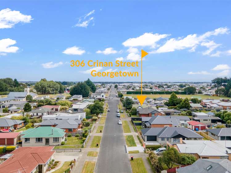 306 Crinan Street Georgetown_48