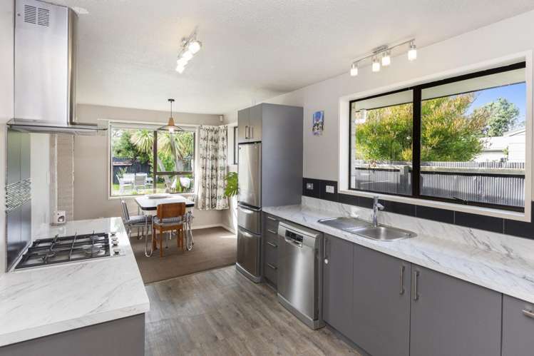 2/265 Estuary Road South New Brighton_11