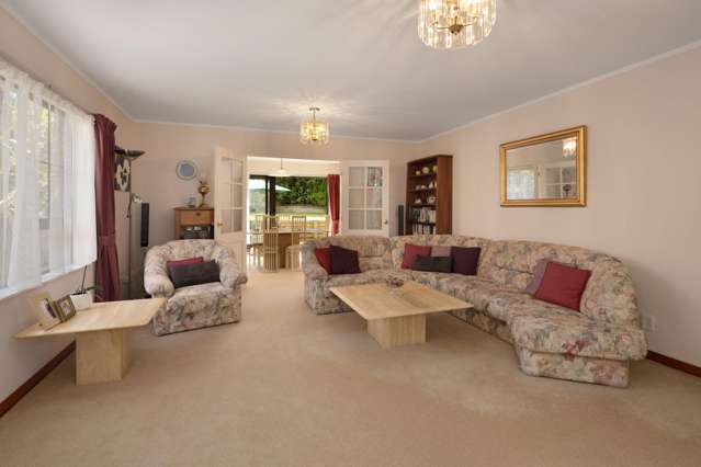 30 Thatcher Crescent Crofton Downs_4