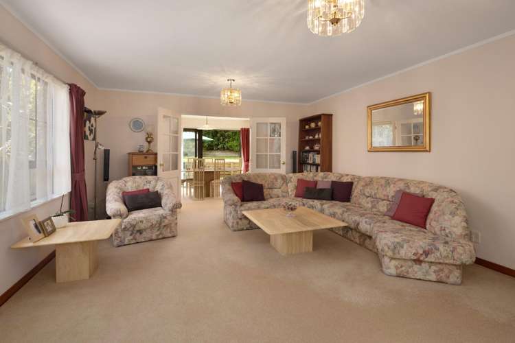 30 Thatcher Crescent Crofton Downs_4